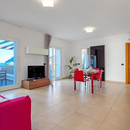 Marconi 7 Hotel apartamentowy 4*
